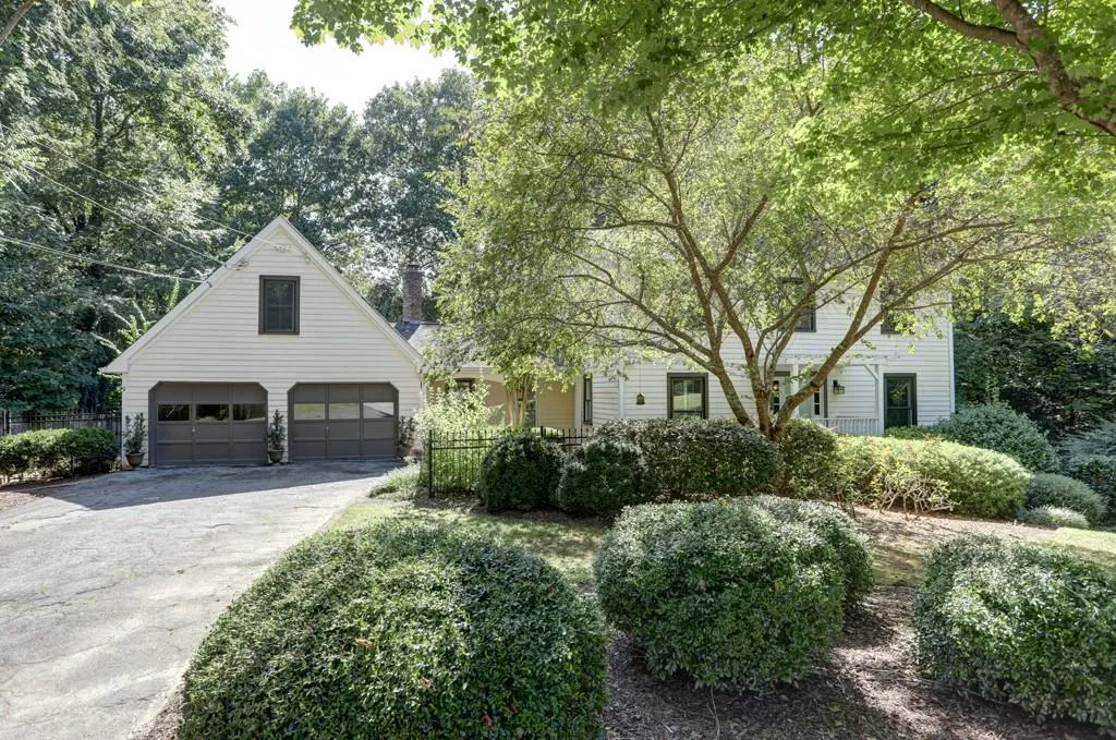 286 Dartmoor Circle, Sandy Springs, Georgia 30328, 4 Bedrooms Bedrooms, ,3 BathroomsBathrooms,Residential,Sold,286 Dartmoor Circle,6611617