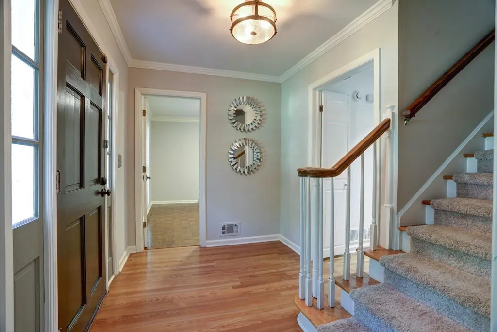 286 Dartmoor Circle, Sandy Springs, Georgia 30328, 4 Bedrooms Bedrooms, ,3 BathroomsBathrooms,Residential,Sold,286 Dartmoor Circle,6611617