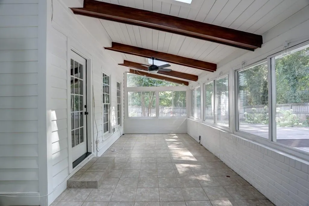286 Dartmoor Circle, Sandy Springs, Georgia 30328, 4 Bedrooms Bedrooms, ,3 BathroomsBathrooms,Residential,Sold,286 Dartmoor Circle,6611617