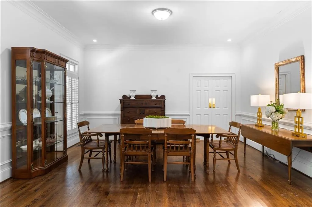 Dining room is ample size for large table