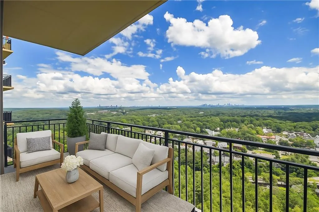 2950 Mount Wilkinson Parkway Se Unit 613, Atlanta, Georgia 30339, 2 Bedrooms Bedrooms, ,2 BathroomsBathrooms,Residential,For Sale,2950 Mount Wilkinson Parkway Se Unit 613,7616998