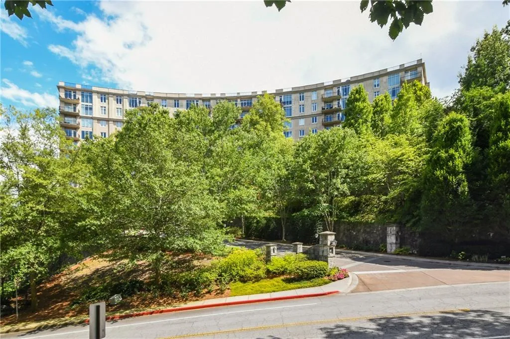 2950 Mount Wilkinson Parkway Se Unit 613, Atlanta, Georgia 30339, 2 Bedrooms Bedrooms, ,2 BathroomsBathrooms,Residential,For Sale,2950 Mount Wilkinson Parkway Se Unit 613,7616998