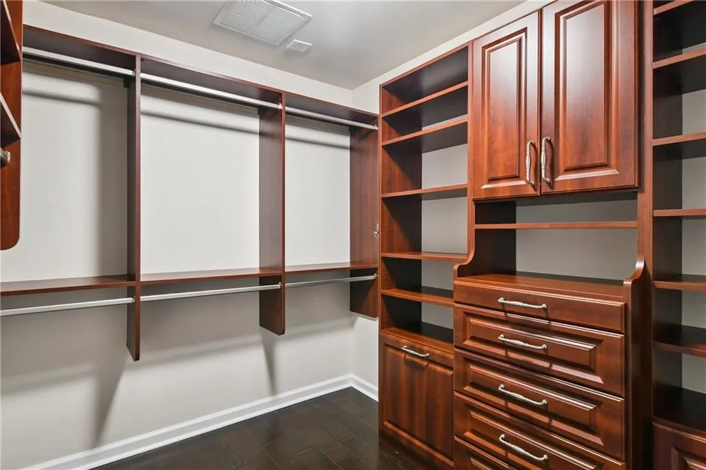 2950 Mount Wilkinson Parkway Se Unit 613, Atlanta, Georgia 30339, 2 Bedrooms Bedrooms, ,2 BathroomsBathrooms,Residential,For Sale,2950 Mount Wilkinson Parkway Se Unit 613,7616998