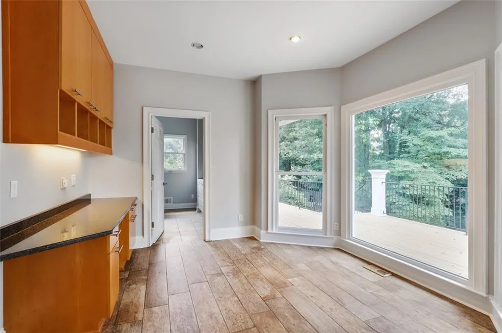 410 Overview Drive, Atlanta, Georgia 30327, 6 Bedrooms Bedrooms, ,5 BathroomsBathrooms,Residential,Sold,410 Overview Drive,6900686
