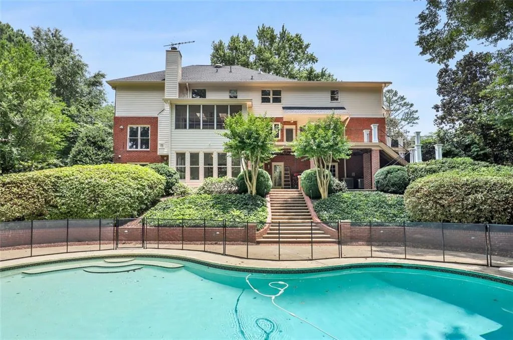 410 Overview Drive, Atlanta, Georgia 30327, 6 Bedrooms Bedrooms, ,5 BathroomsBathrooms,Residential,Sold,410 Overview Drive,6900686