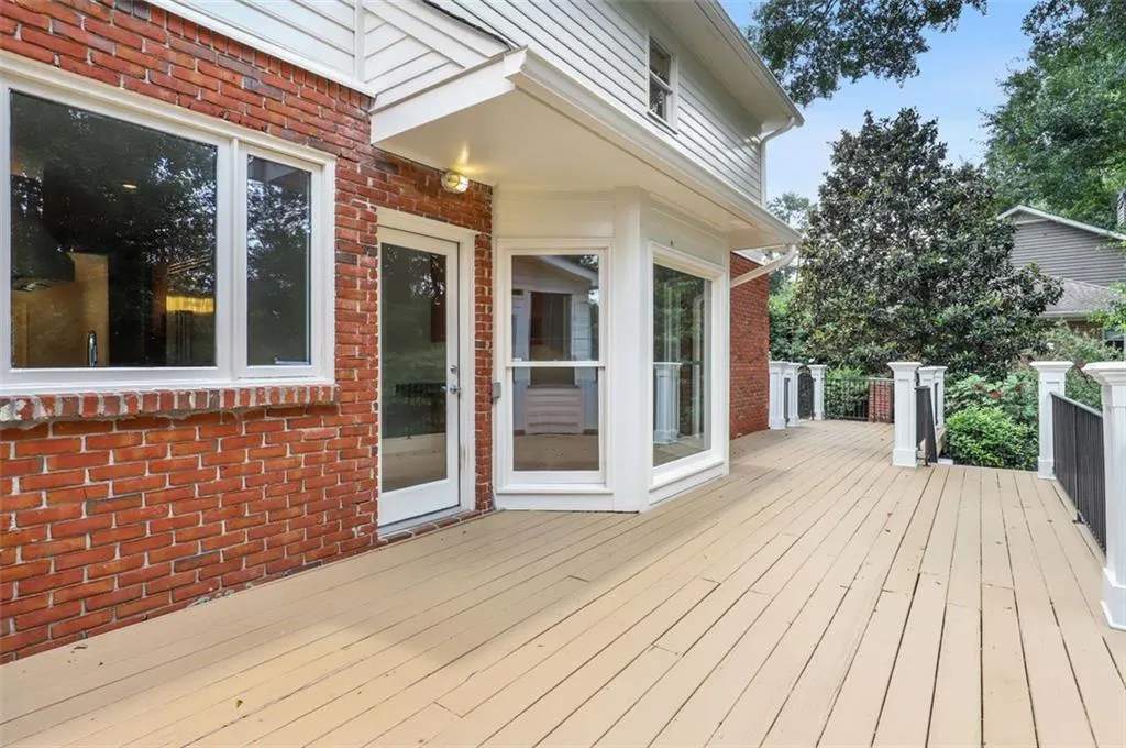 410 Overview Drive, Atlanta, Georgia 30327, 6 Bedrooms Bedrooms, ,5 BathroomsBathrooms,Residential,Sold,410 Overview Drive,6900686