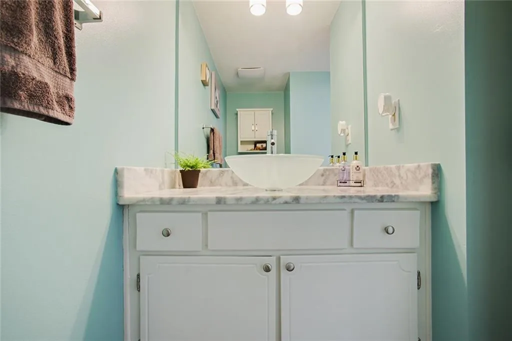 7086 Stonington Drive, Atlanta, Georgia 30328, 3 Bedrooms Bedrooms, ,2 BathroomsBathrooms,Residential,Sold,7086 Stonington Drive,6891017