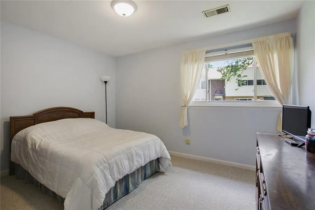 7086 Stonington Drive, Atlanta, Georgia 30328, 3 Bedrooms Bedrooms, ,2 BathroomsBathrooms,Residential,Sold,7086 Stonington Drive,6891017