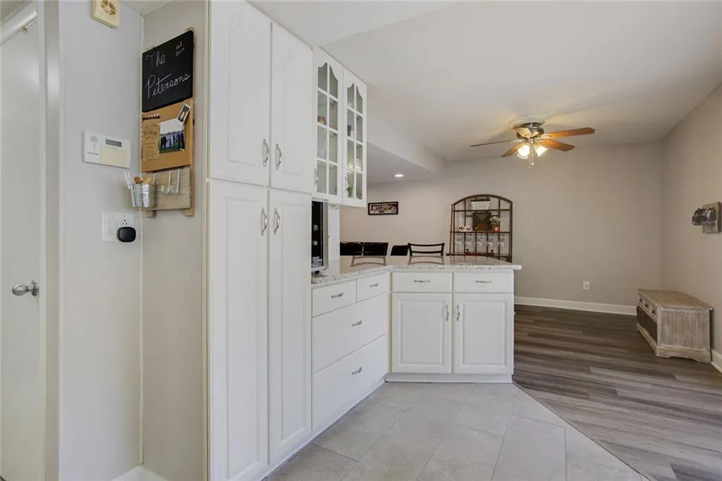 7086 Stonington Drive, Atlanta, Georgia 30328, 3 Bedrooms Bedrooms, ,2 BathroomsBathrooms,Residential,Sold,7086 Stonington Drive,6891017