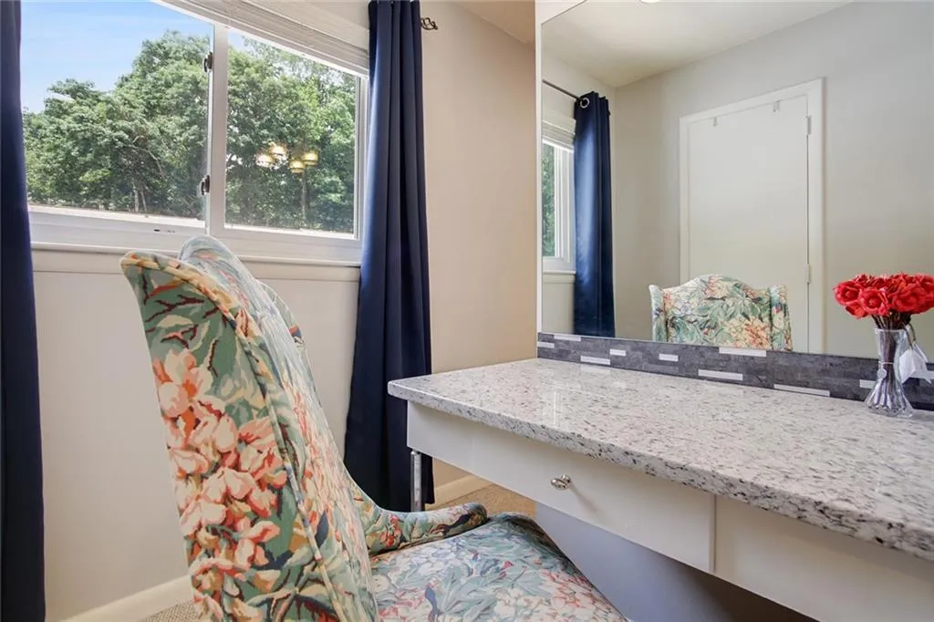 7086 Stonington Drive, Atlanta, Georgia 30328, 3 Bedrooms Bedrooms, ,2 BathroomsBathrooms,Residential,Sold,7086 Stonington Drive,6891017
