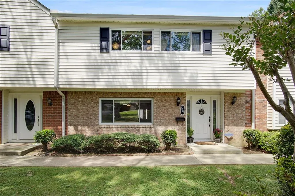 7086 Stonington Drive, Atlanta, Georgia 30328, 3 Bedrooms Bedrooms, ,2 BathroomsBathrooms,Residential,Sold,7086 Stonington Drive,6891017