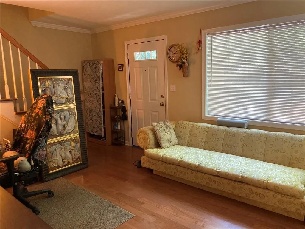 6940 Roswell Road Unit 14e, Sandy Springs, Georgia 30328, 1 Bedroom Bedrooms, ,1 BathroomBathrooms,Residential,Sold,6940 Roswell Road Unit 14e,7063577