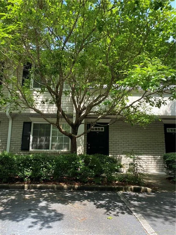 6940 Roswell Road Unit 14e, Sandy Springs, Georgia 30328, 1 Bedroom Bedrooms, ,1 BathroomBathrooms,Residential,Sold,6940 Roswell Road Unit 14e,7063577