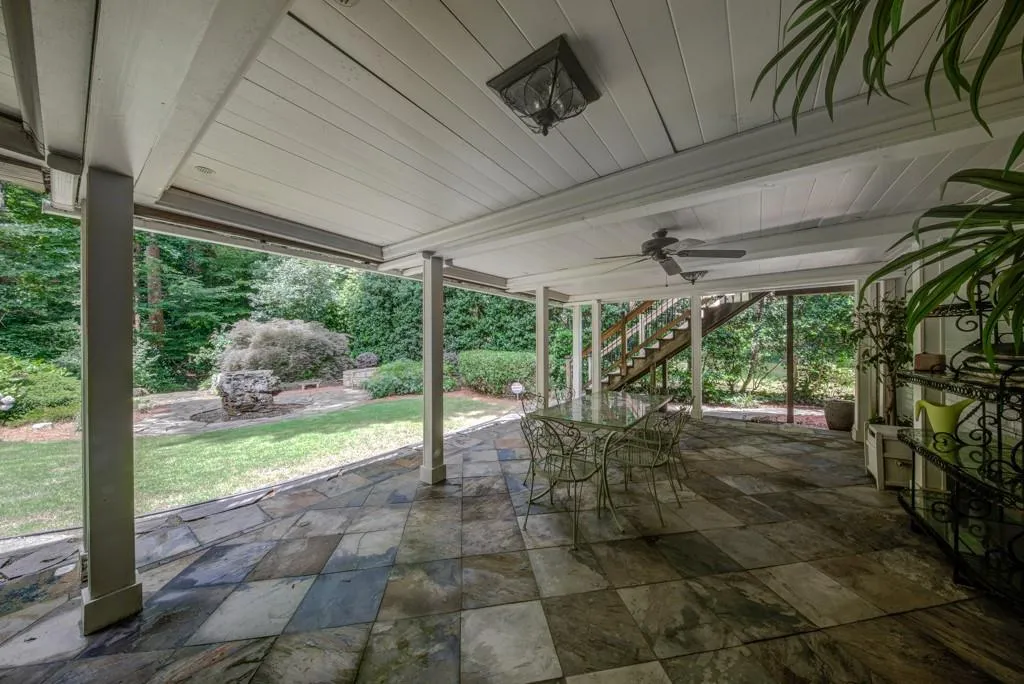 455 Forestdale Drive Ne, Sandy Springs, Georgia 30342, 6 Bedrooms Bedrooms, ,4 BathroomsBathrooms,Residential,Sold,455 Forestdale Drive Ne,6750453