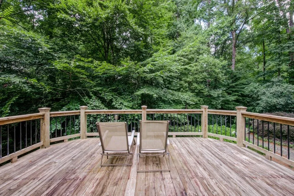 455 Forestdale Drive Ne, Sandy Springs, Georgia 30342, 6 Bedrooms Bedrooms, ,4 BathroomsBathrooms,Residential,Sold,455 Forestdale Drive Ne,6750453