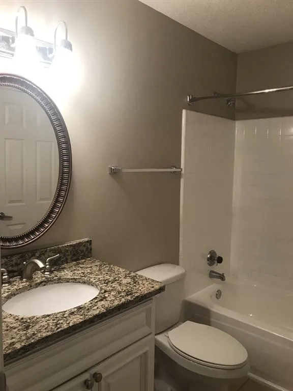 4204 Santa Fe Parkway, Sandy Springs, Georgia 30350, 2 Bedrooms Bedrooms, ,2 BathroomsBathrooms,Residential,Sold,4204 Santa Fe Parkway,6096241