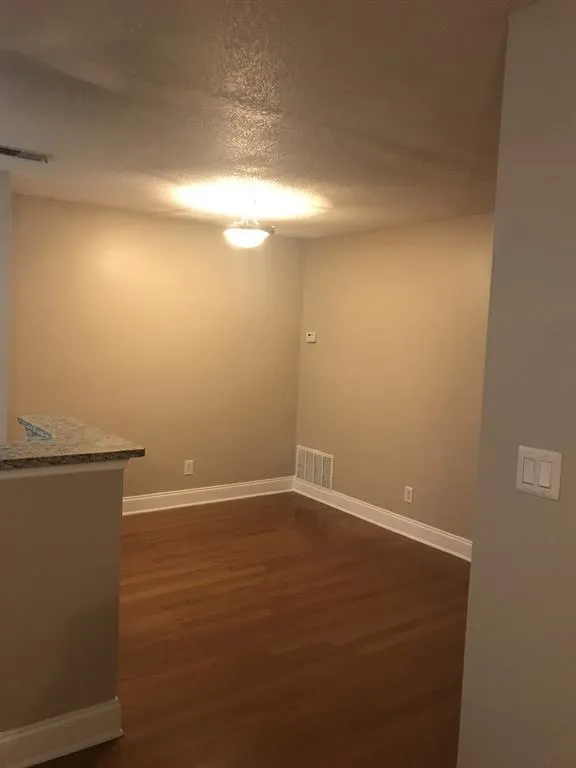 4204 Santa Fe Parkway, Sandy Springs, Georgia 30350, 2 Bedrooms Bedrooms, ,2 BathroomsBathrooms,Residential,Sold,4204 Santa Fe Parkway,6096241