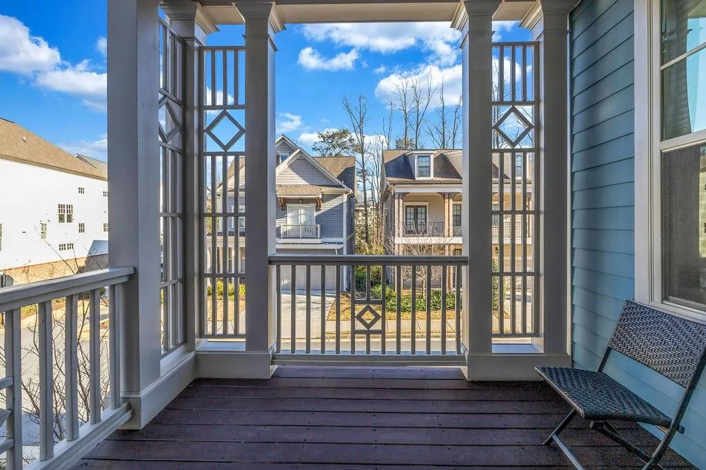 Sandy Springs, Georgia 30328, 4 Bedrooms Bedrooms, ,3 BathroomsBathrooms,Residential,Sold,7711207