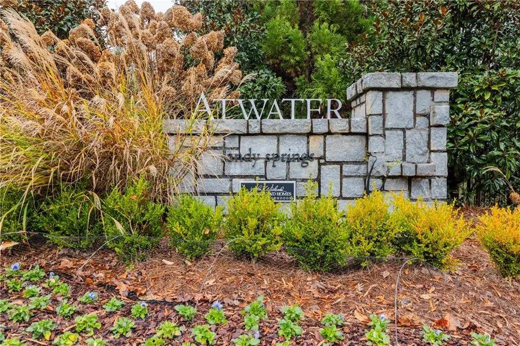 Sandy Springs, Georgia 30328, 4 Bedrooms Bedrooms, ,3 BathroomsBathrooms,Residential,Sold,7711207