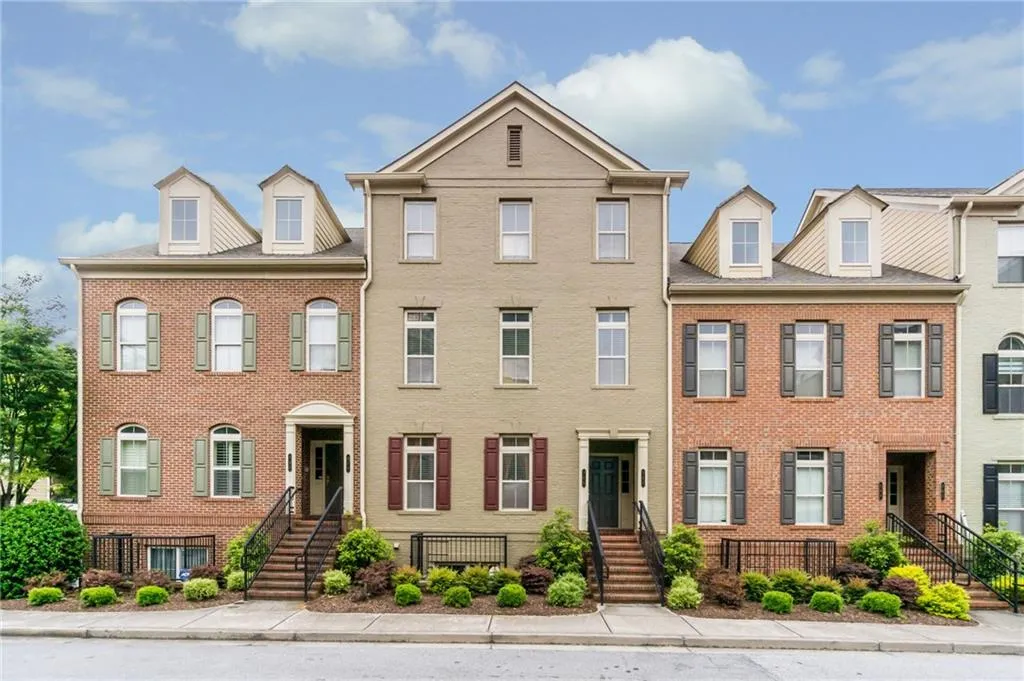 757 Berrydale Drive Unit 44, Atlanta, Georgia 30328, 3 Bedrooms Bedrooms, ,2 BathroomsBathrooms,Residential,Sold,757 Berrydale Drive Unit 44,7036119