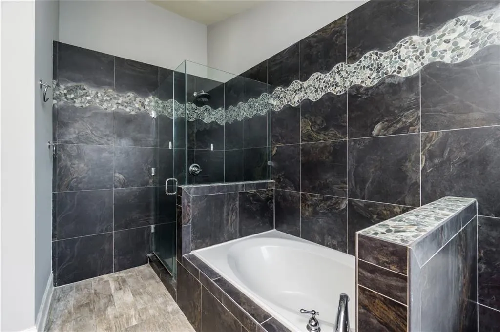 757 Berrydale Drive Unit 44, Atlanta, Georgia 30328, 3 Bedrooms Bedrooms, ,2 BathroomsBathrooms,Residential,Sold,757 Berrydale Drive Unit 44,7036119