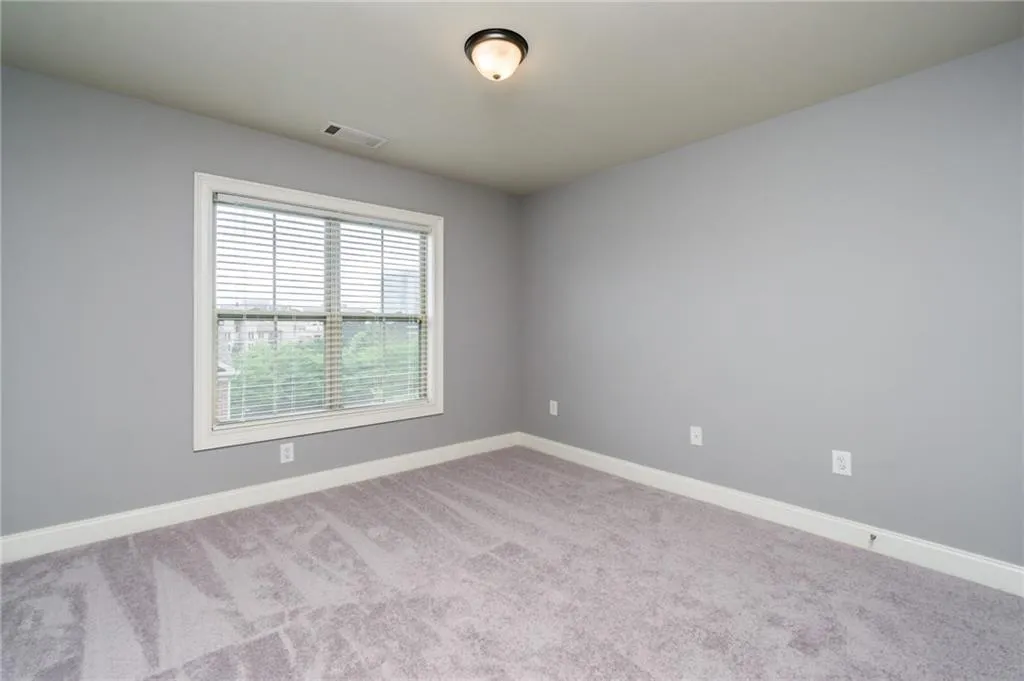 757 Berrydale Drive Unit 44, Atlanta, Georgia 30328, 3 Bedrooms Bedrooms, ,2 BathroomsBathrooms,Residential,Sold,757 Berrydale Drive Unit 44,7036119