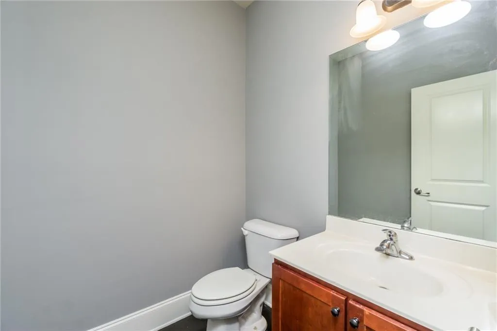 757 Berrydale Drive Unit 44, Atlanta, Georgia 30328, 3 Bedrooms Bedrooms, ,2 BathroomsBathrooms,Residential,Sold,757 Berrydale Drive Unit 44,7036119