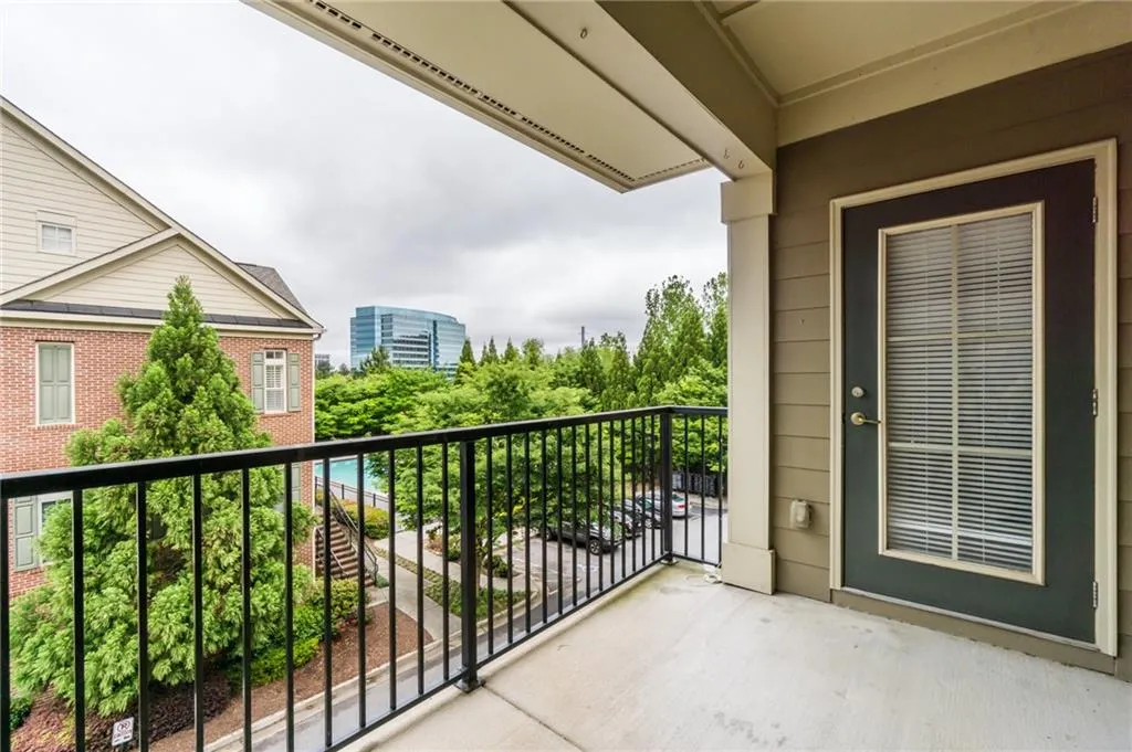 757 Berrydale Drive Unit 44, Atlanta, Georgia 30328, 3 Bedrooms Bedrooms, ,2 BathroomsBathrooms,Residential,Sold,757 Berrydale Drive Unit 44,7036119