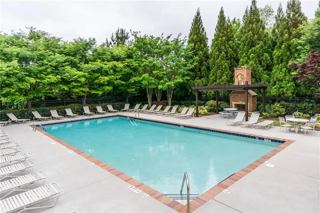 757 Berrydale Drive Unit 44, Atlanta, Georgia 30328, 3 Bedrooms Bedrooms, ,2 BathroomsBathrooms,Residential,Sold,757 Berrydale Drive Unit 44,7036119