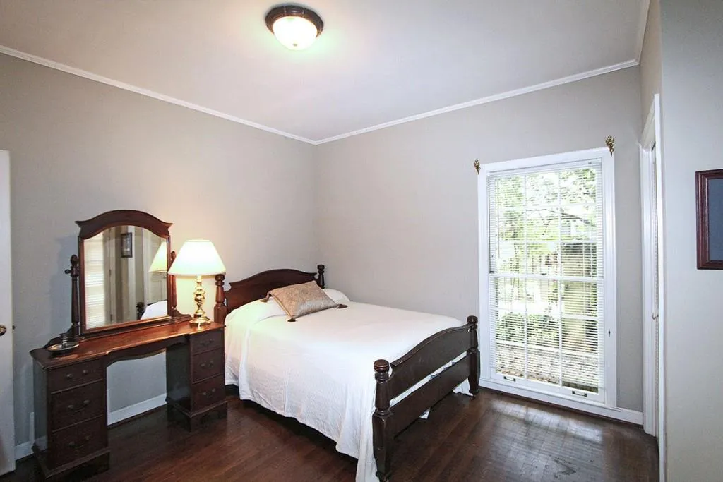 60 River Court Parkway, Sandy Springs, Georgia 30328, 5 Bedrooms Bedrooms, ,5 BathroomsBathrooms,Residential,Sold,60 River Court Parkway,5584006