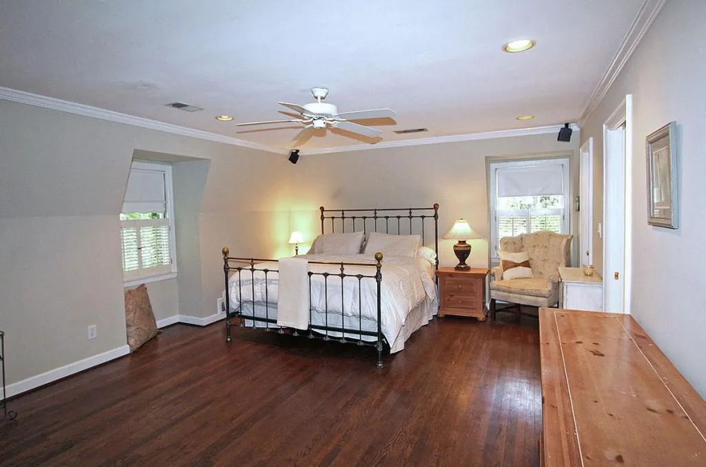60 River Court Parkway, Sandy Springs, Georgia 30328, 5 Bedrooms Bedrooms, ,5 BathroomsBathrooms,Residential,Sold,60 River Court Parkway,5584006