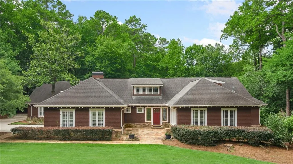 1490 Chevron Drive, Atlanta, Georgia 30350, 6 Bedrooms Bedrooms, ,6 BathroomsBathrooms,Residential,For Sale,1490 Chevron Drive,7632348