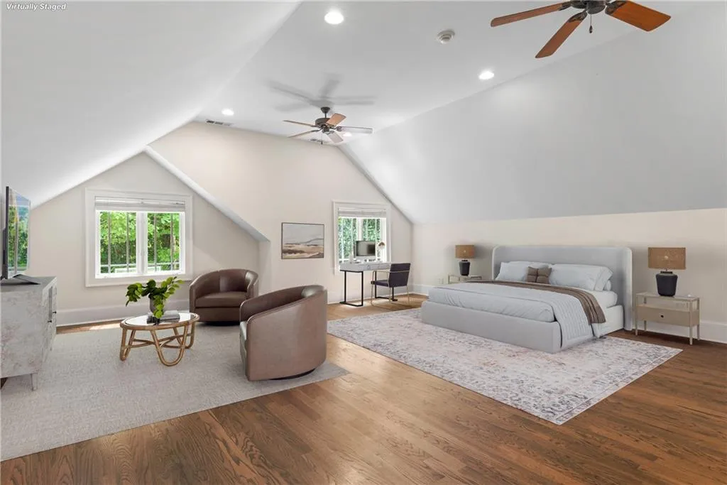 Extra Large Upper Private Bonus Room could be  guest quarters / office / yoga / art studio