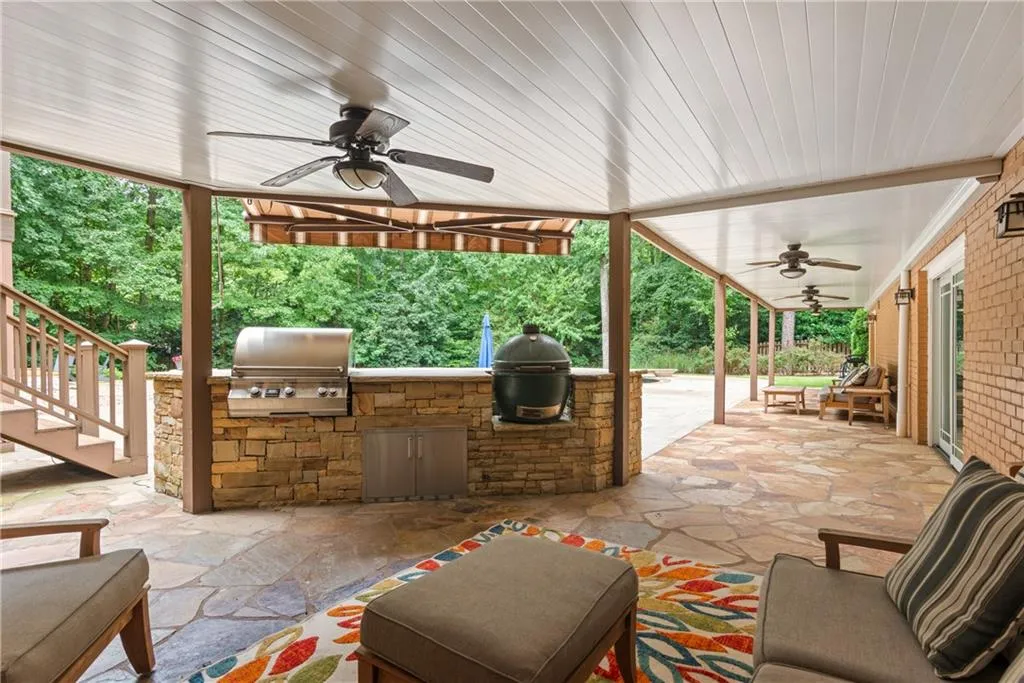 Terrace Level Outdoor Kitchen & Covered Seating