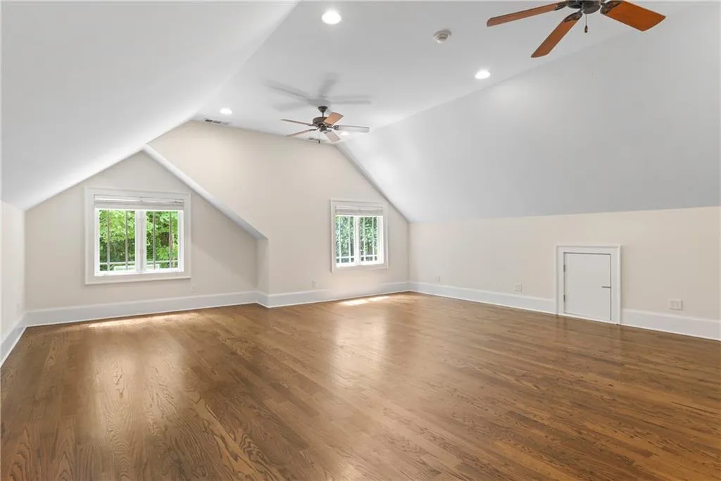 Extra Large Upper Private Bonus Room could be  guest quarters / o