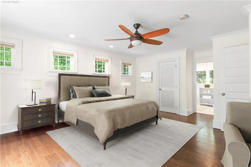 Second Primary Bedroom On Main -VIRTUALLY STAGED FOR VISUAL REFERENCE