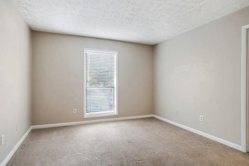 5137 Roswell Road Unit 7, Sandy Springs, Georgia 30342, 2 Bedrooms Bedrooms, ,2 BathroomsBathrooms,Residential,Sold,5137 Roswell Road Unit 7,5929338