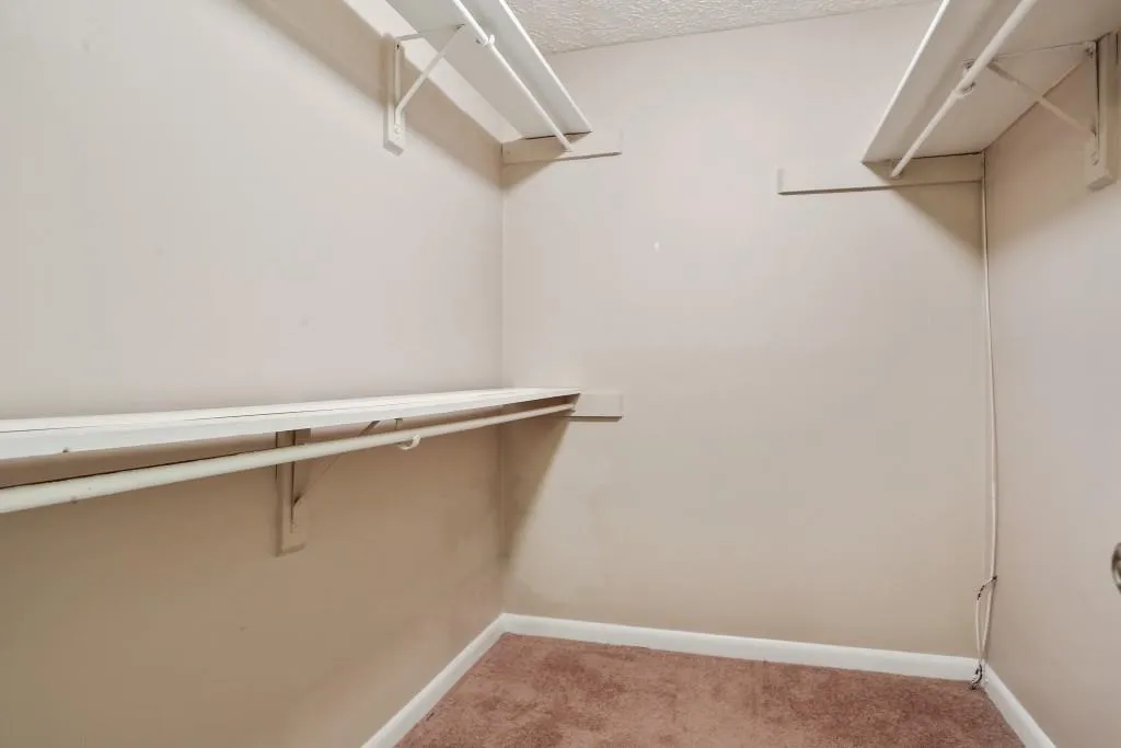 5137 Roswell Road Unit 7, Sandy Springs, Georgia 30342, 2 Bedrooms Bedrooms, ,2 BathroomsBathrooms,Residential,Sold,5137 Roswell Road Unit 7,5929338