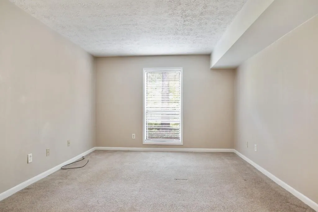 5137 Roswell Road Unit 7, Sandy Springs, Georgia 30342, 2 Bedrooms Bedrooms, ,2 BathroomsBathrooms,Residential,Sold,5137 Roswell Road Unit 7,5929338