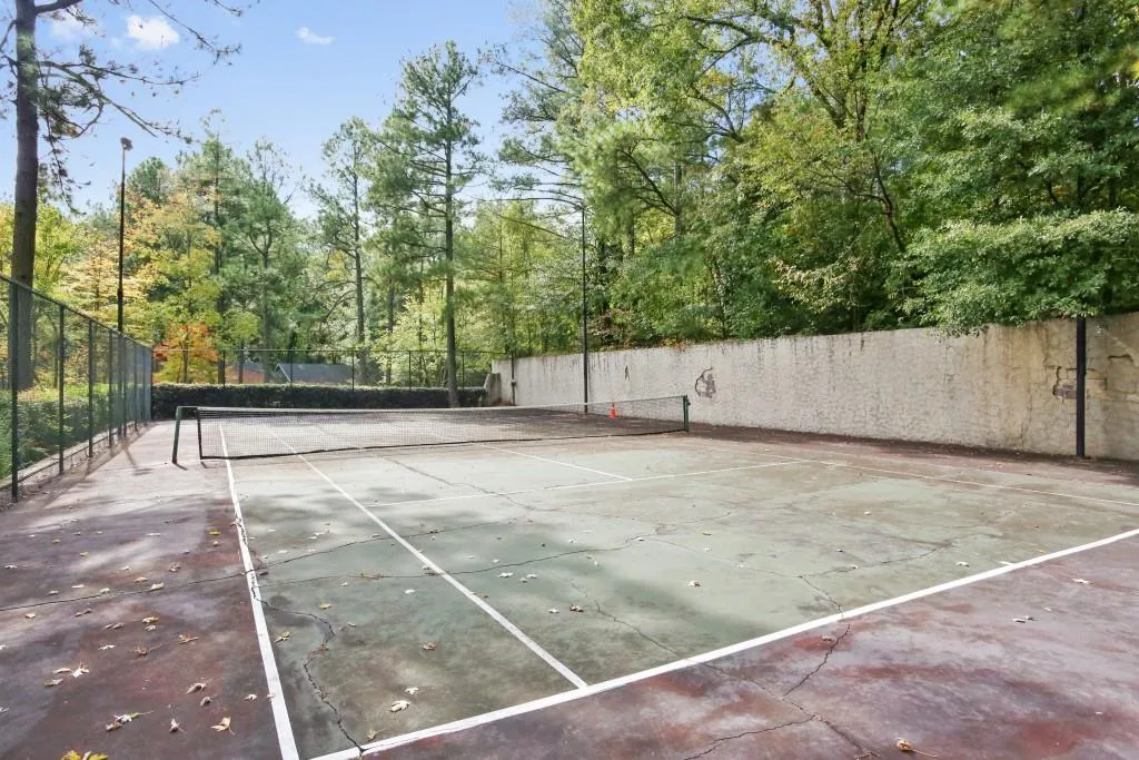 5137 Roswell Road Unit 7, Sandy Springs, Georgia 30342, 2 Bedrooms Bedrooms, ,2 BathroomsBathrooms,Residential,Sold,5137 Roswell Road Unit 7,5929338