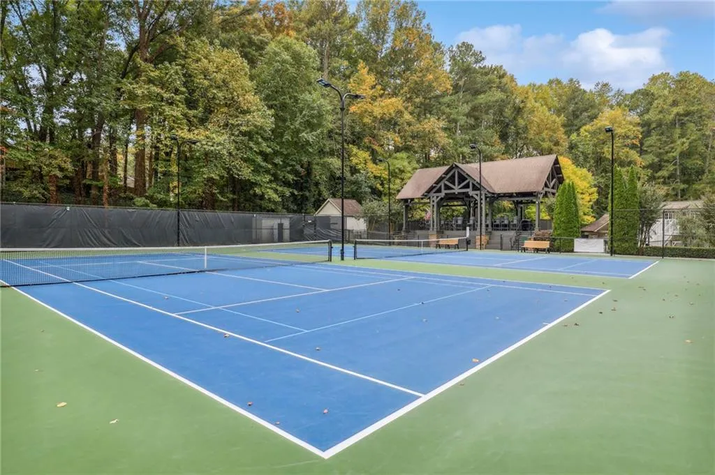 6785 Hunters Trace Circle, Atlanta, Georgia 30328, 5 Bedrooms Bedrooms, ,3 BathroomsBathrooms,Residential,Sold,6785 Hunters Trace Circle,7526161