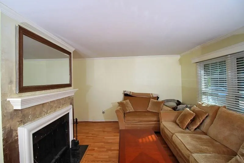 36 La Rue Place Nw, Atlanta, Georgia 30327, 2 Bedrooms Bedrooms, ,2 BathroomsBathrooms,Residential,Sold,36 La Rue Place Nw,5718793