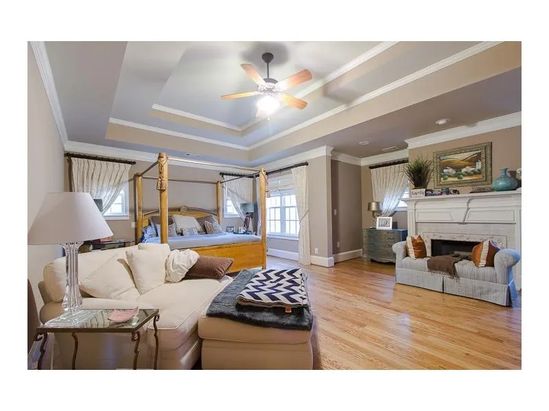 15 Brookside Walk Ne, Atlanta, Georgia 30342, 5 Bedrooms Bedrooms, ,6 BathroomsBathrooms,Residential,Sold,15 Brookside Walk Ne,5650382
