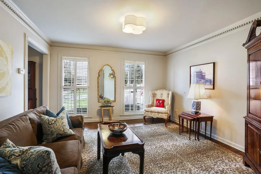 1165 Old Woodbine Road, Sandy Springs, Georgia 30319, 4 Bedrooms Bedrooms, ,2 BathroomsBathrooms,Residential,Sold,1165 Old Woodbine Road,6519882