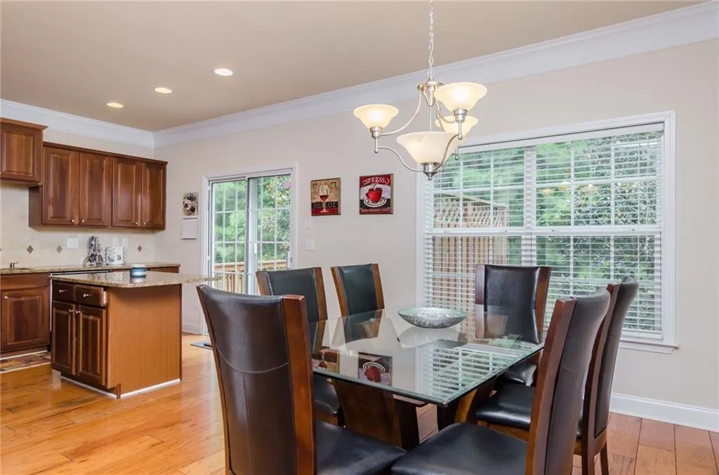 626 Pember Point, Sandy Springs, Georgia 30350, 3 Bedrooms Bedrooms, ,3 BathroomsBathrooms,Residential,Sold,626 Pember Point,5901238