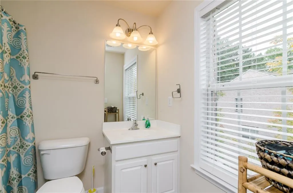 626 Pember Point, Sandy Springs, Georgia 30350, 3 Bedrooms Bedrooms, ,3 BathroomsBathrooms,Residential,Sold,626 Pember Point,5901238