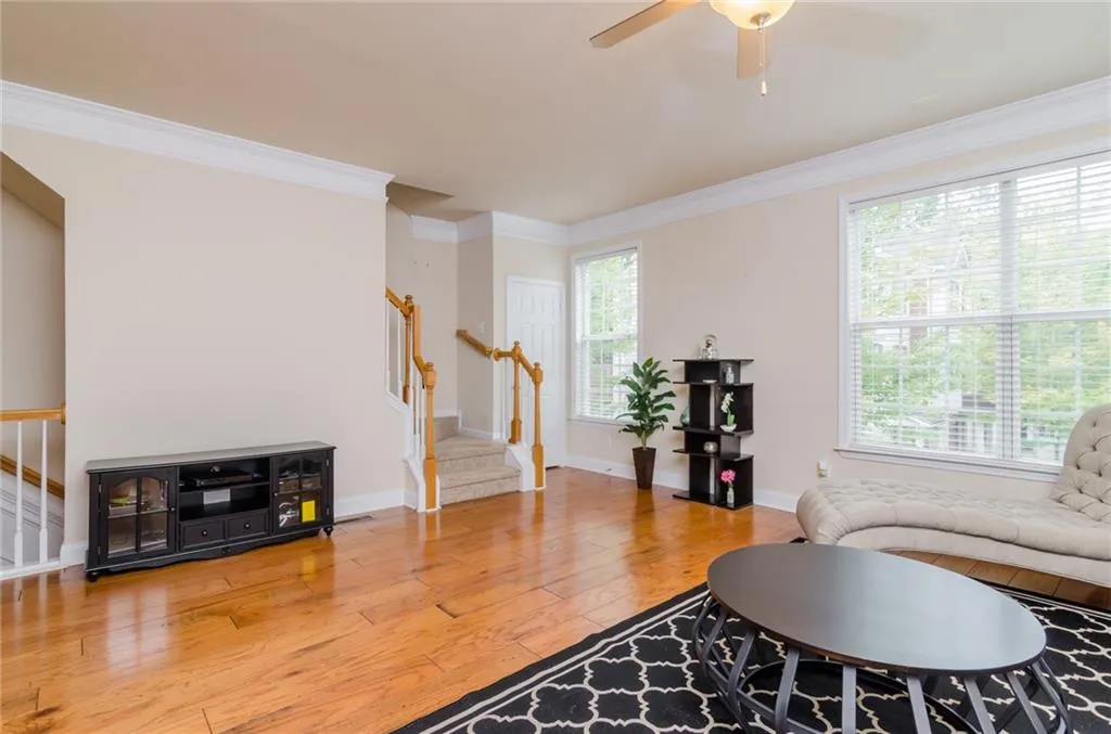 626 Pember Point, Sandy Springs, Georgia 30350, 3 Bedrooms Bedrooms, ,3 BathroomsBathrooms,Residential,Sold,626 Pember Point,5901238