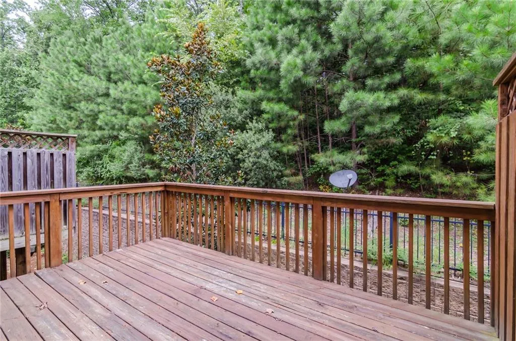 626 Pember Point, Sandy Springs, Georgia 30350, 3 Bedrooms Bedrooms, ,3 BathroomsBathrooms,Residential,Sold,626 Pember Point,5901238