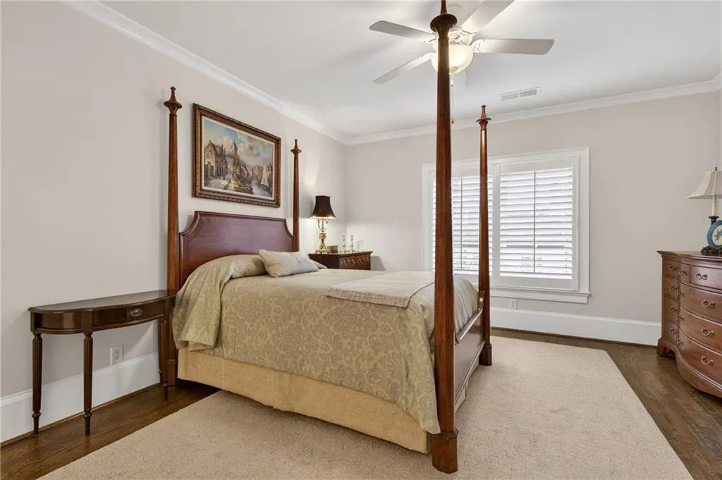 92 Old Ivy Road Ne Unit 7, Atlanta, Georgia 30342, 4 Bedrooms Bedrooms, 0 ,4 BathroomsBathrooms,Residential,For Sale,92 Old Ivy Road Ne Unit 7,7708312