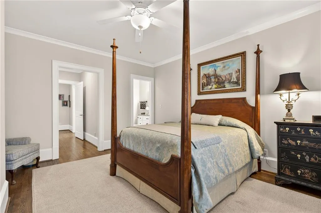 92 Old Ivy Road Ne Unit 7, Atlanta, Georgia 30342, 4 Bedrooms Bedrooms, 0 ,4 BathroomsBathrooms,Residential,For Sale,92 Old Ivy Road Ne Unit 7,7708312